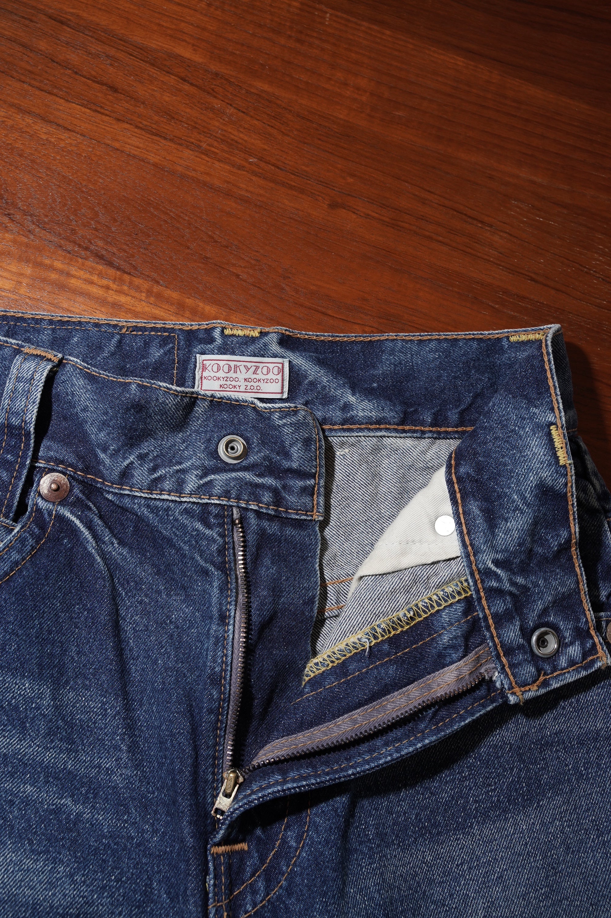KOOKY ZOO "SLIM DENIM PANTS" [WASHED BLUE]