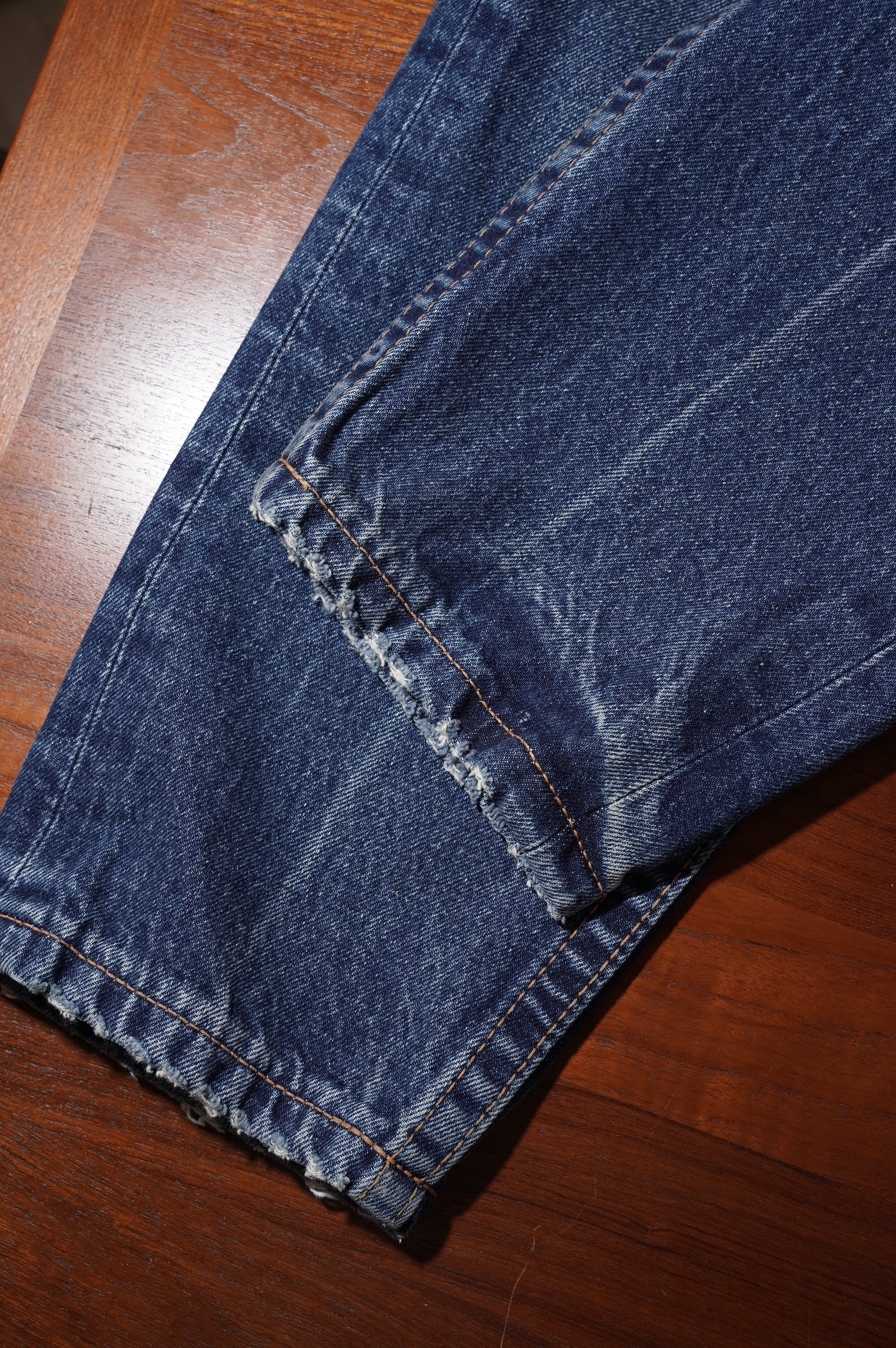 KOOKY ZOO "SLIM DENIM PANTS" [WASHED BLUE]
