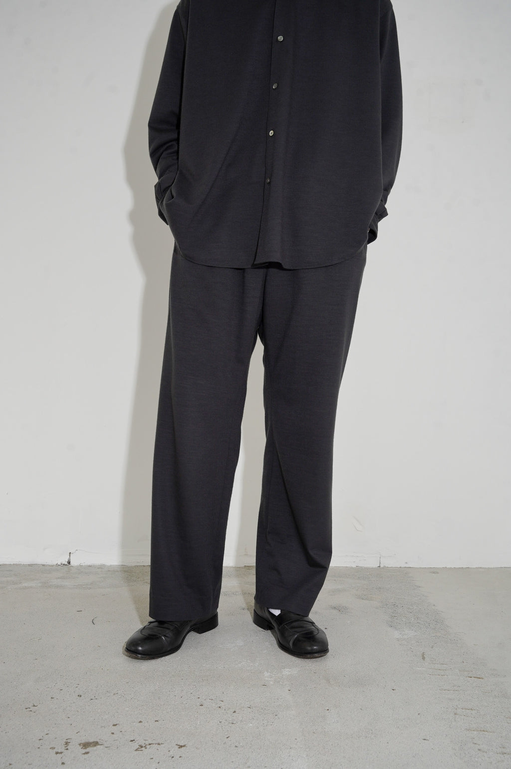 KANEMASA PHIL. "36G cashmere easy pants [Goose Grey]