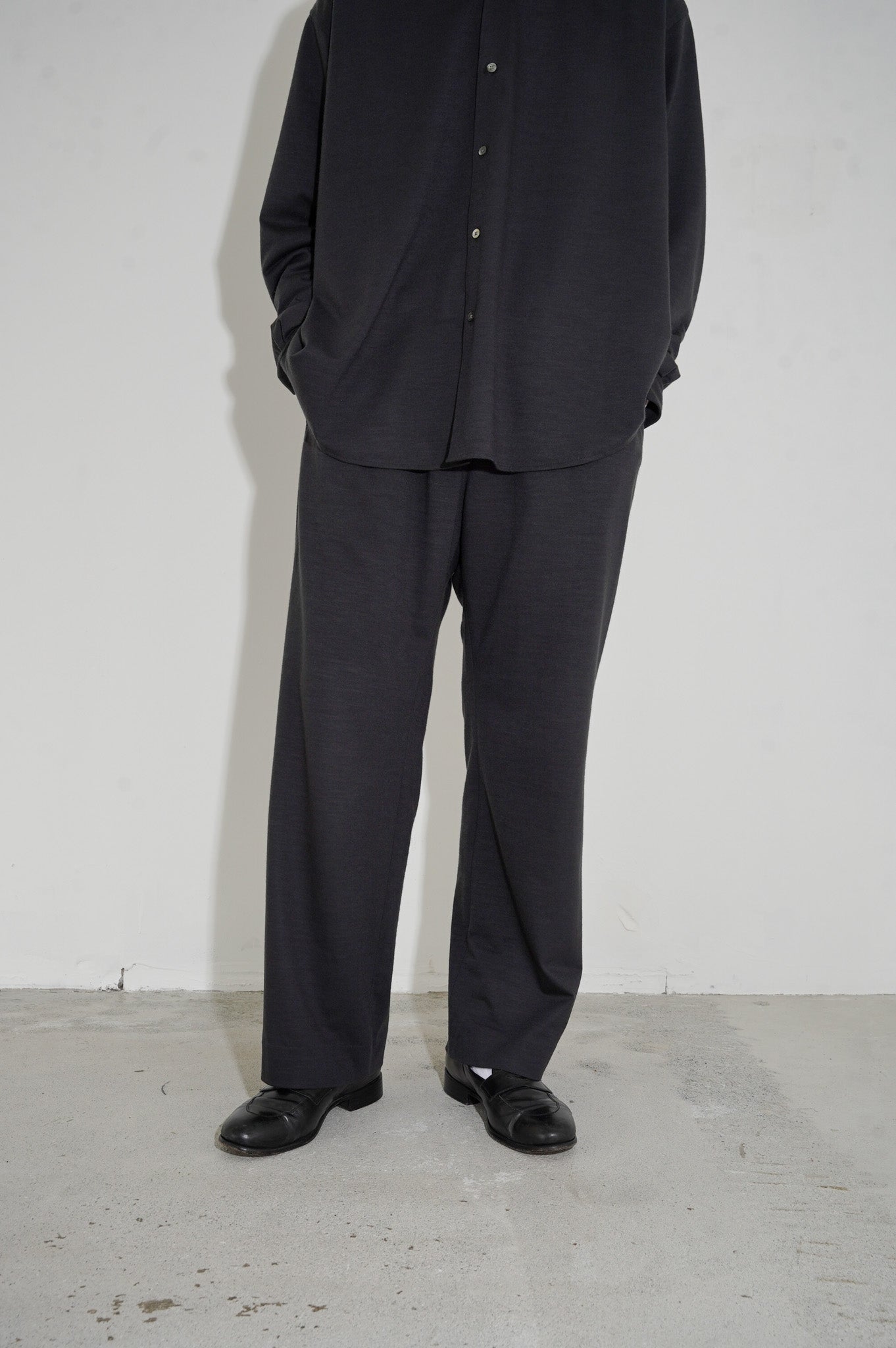 KANEMASA PHIL. "36G cashmere easy pants [Goose Grey]