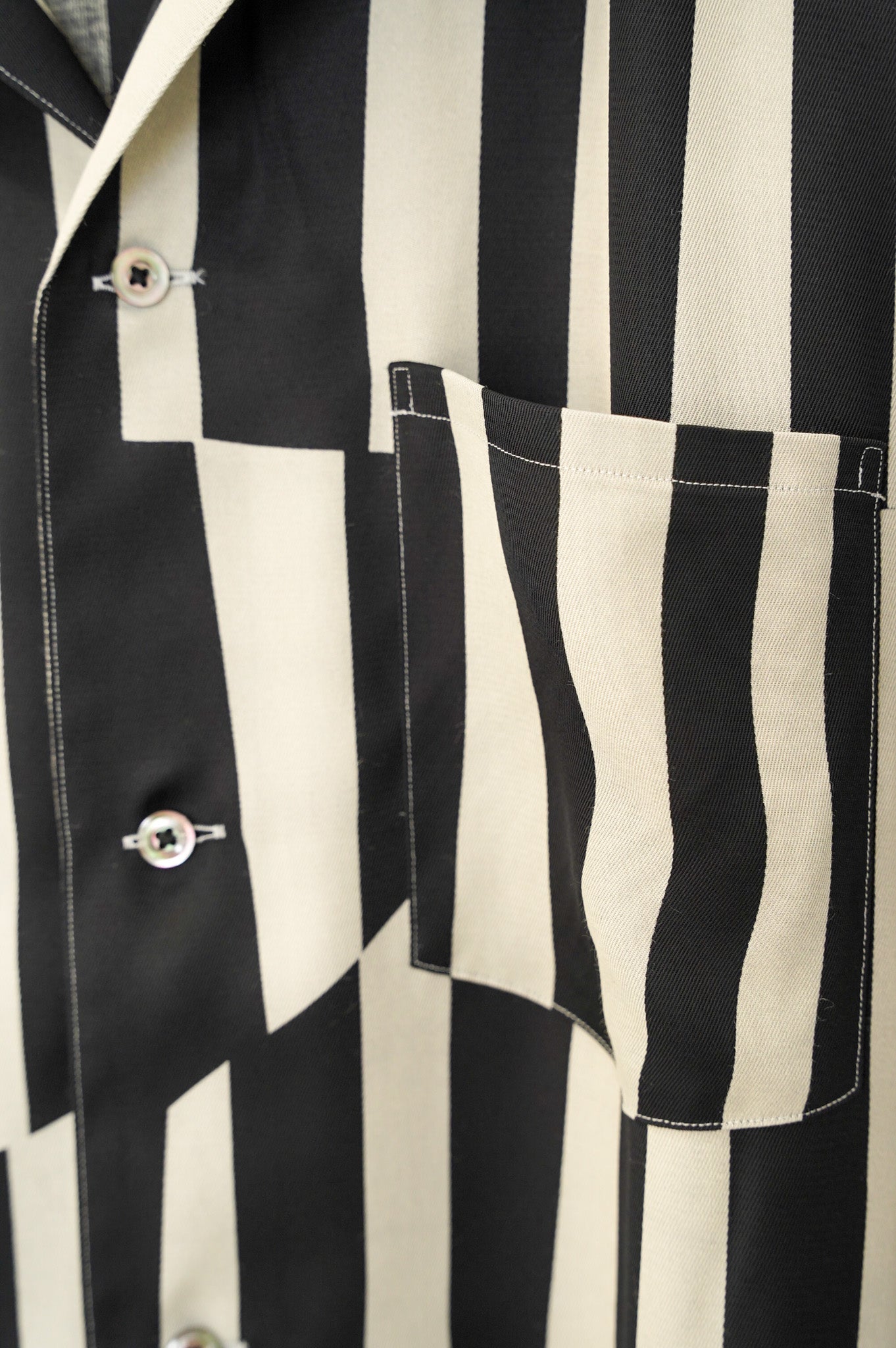 REVERBERATE "OPEN COLLAR SHIRT" [WHITE × BLACK]