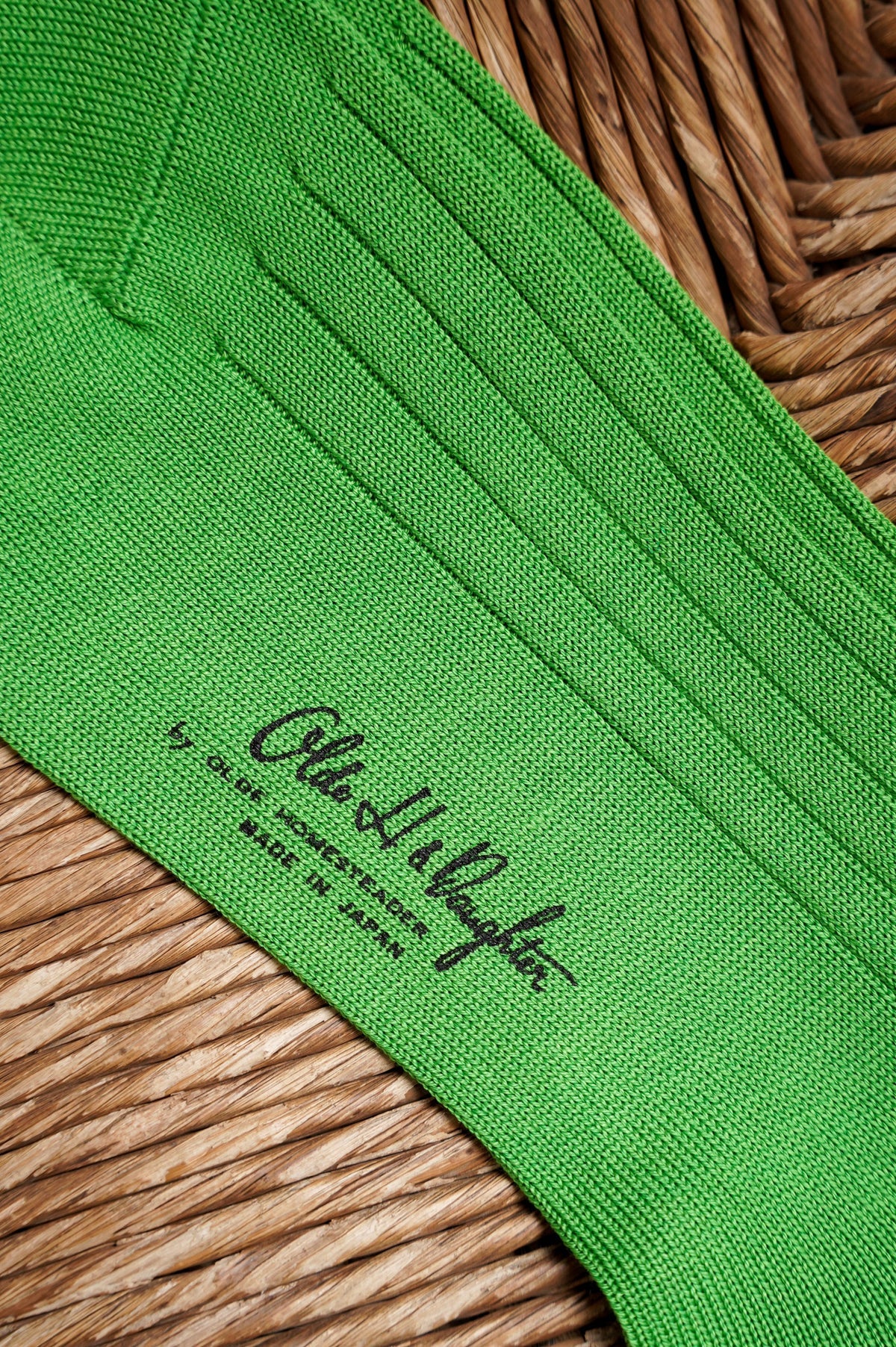 Olde H & Daughter "SILK RIB SOCKS"